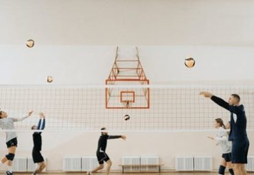 How to Set Up a Volleyball Net